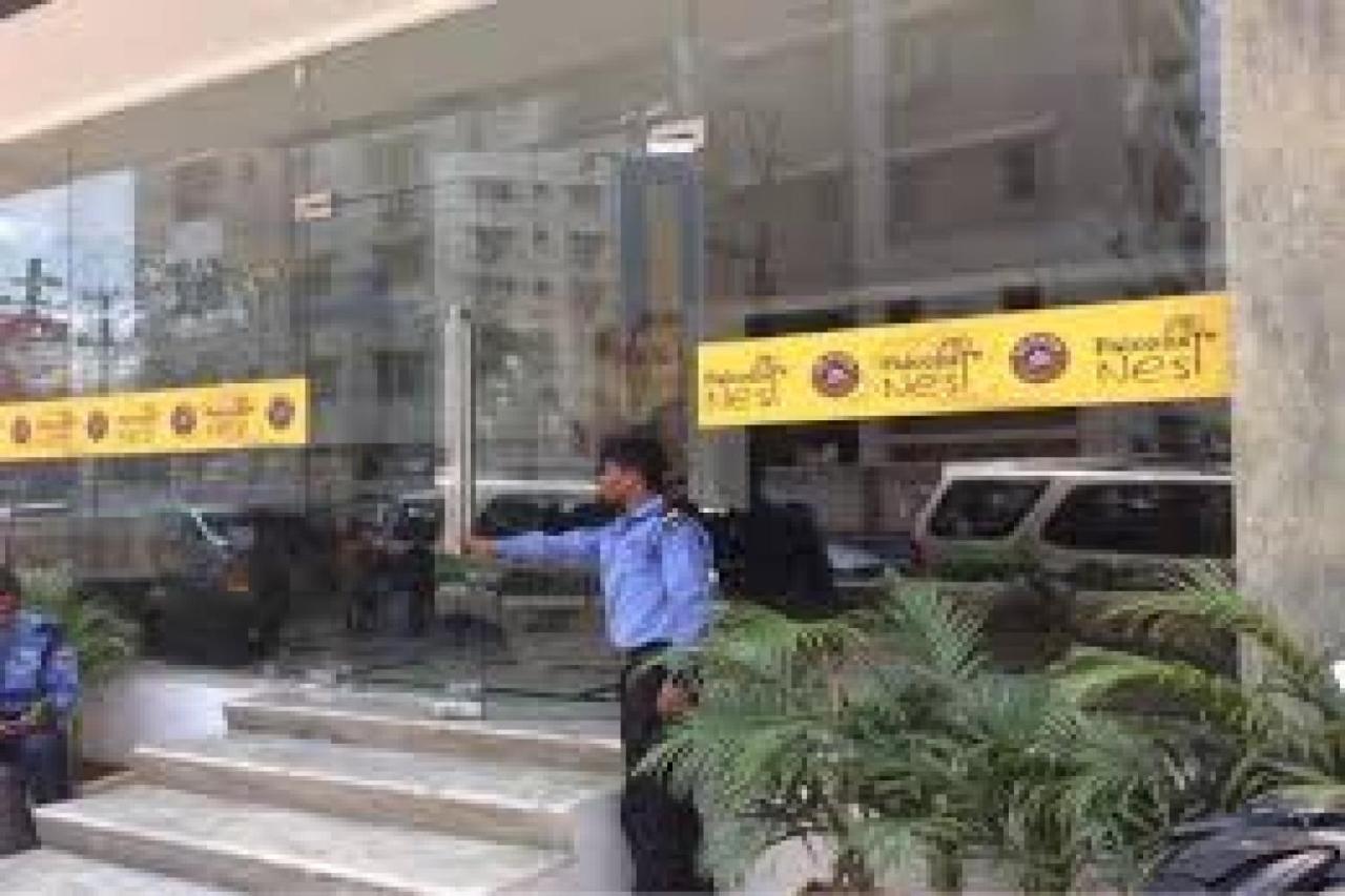 La Riviera Suites Madhapur Хидерабад Екстериор снимка