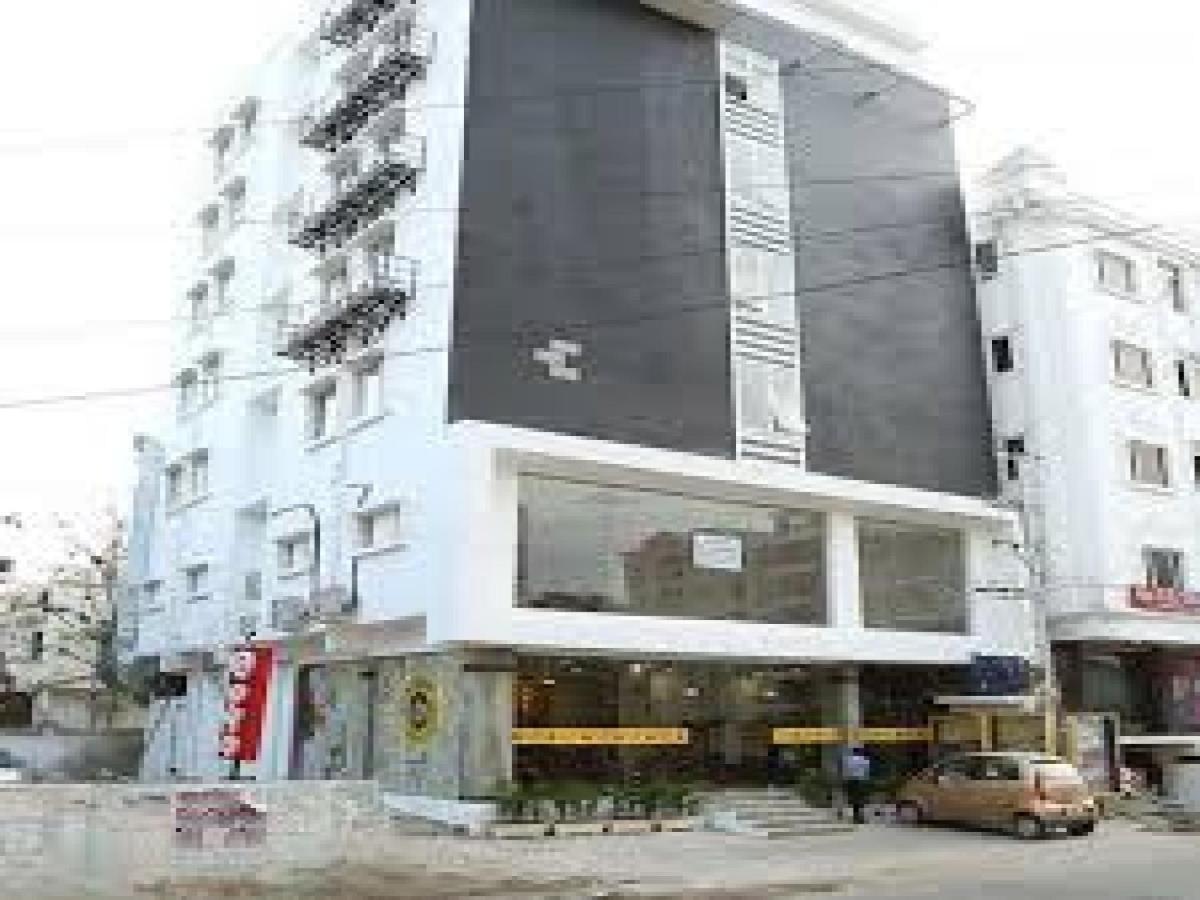 La Riviera Suites Madhapur Хидерабад Екстериор снимка